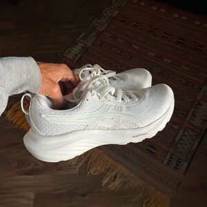 ASICS Women's White Running Shoes